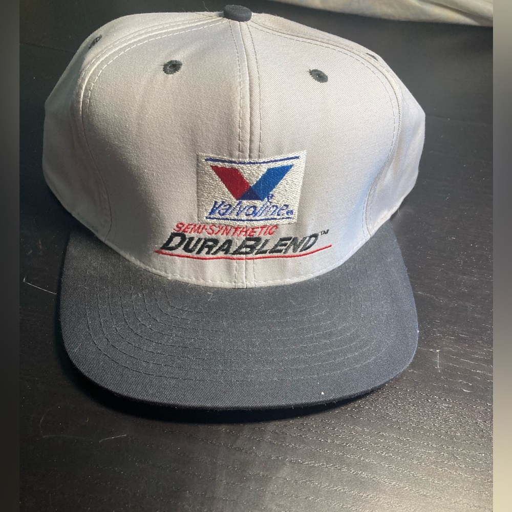 Vintage valvoline SnapBack “Semi-synthetic durablend” hat